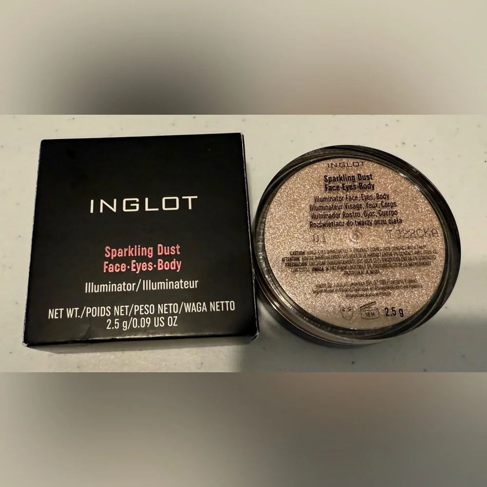 Inglot Sparkling Dust Illuminator